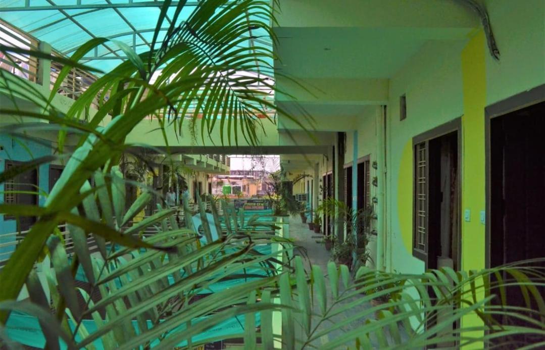 Hotel Atrium Inn Rishīkesh Exterior foto